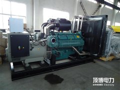 是什么原因?qū)е虏裼桶l(fā)電機(jī)組“飛車”？